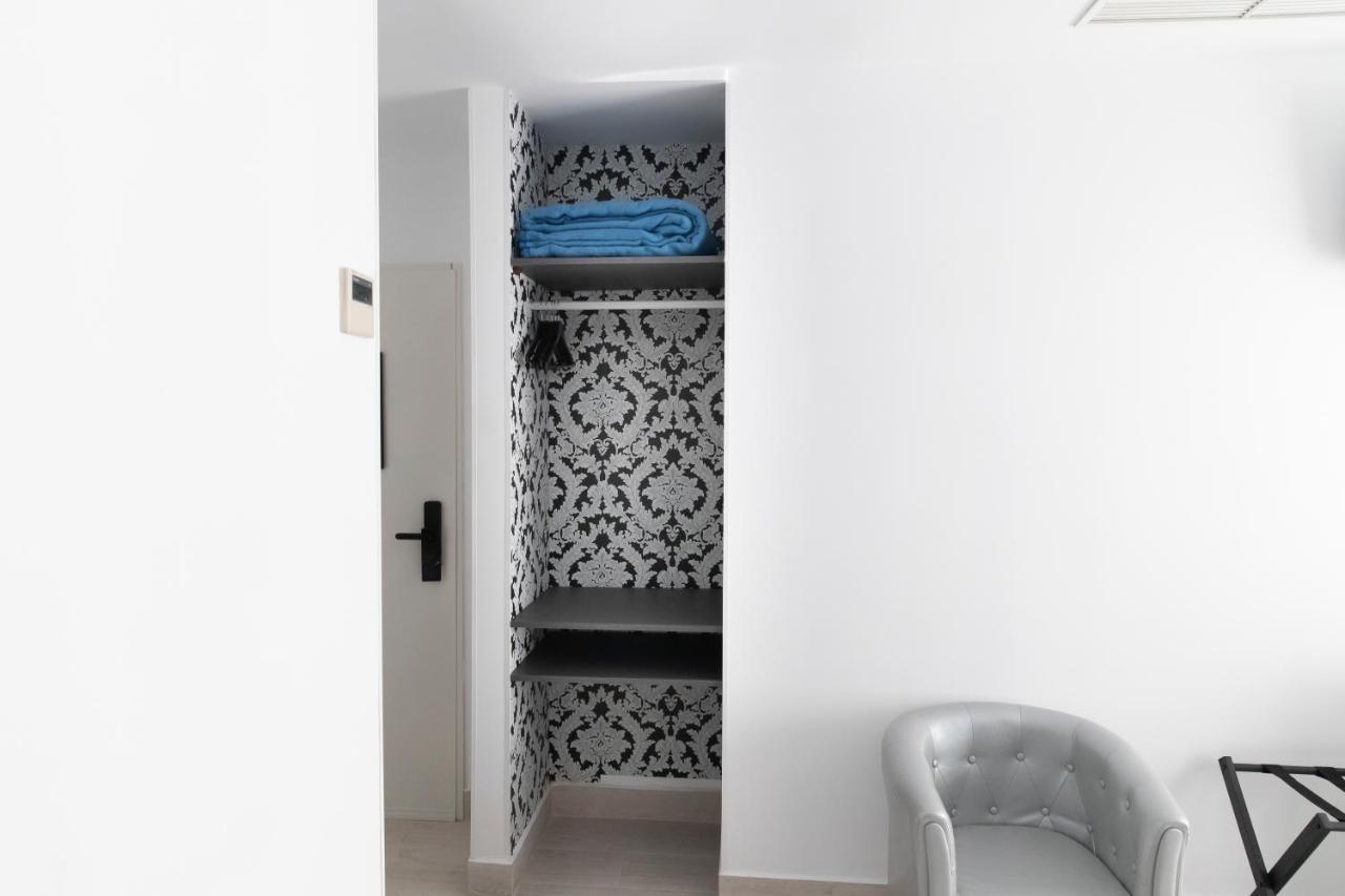 Hostal Boutique I Host You Madrid Ngoại thất bức ảnh