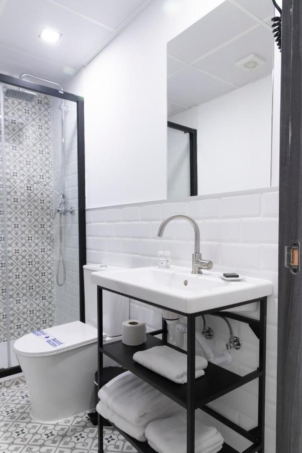 Hostal Boutique I Host You Madrid Ngoại thất bức ảnh